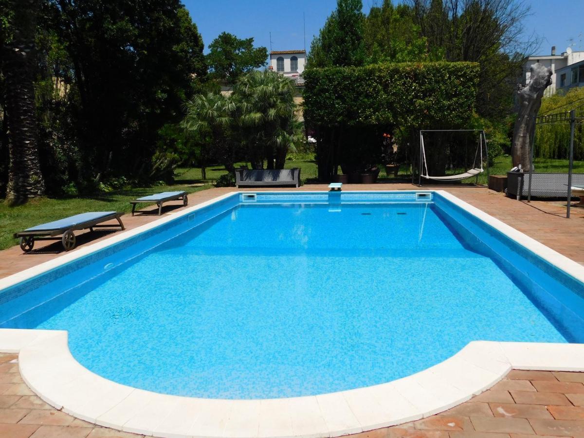 Appartamento Con Piscina Immersa Nel Verde Кашина Экстерьер фото