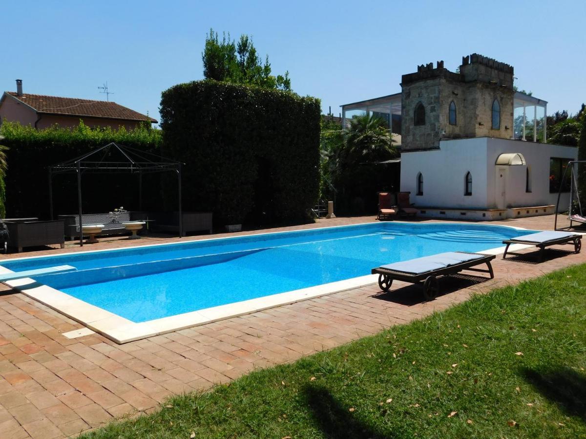 Appartamento Con Piscina Immersa Nel Verde Кашина Экстерьер фото